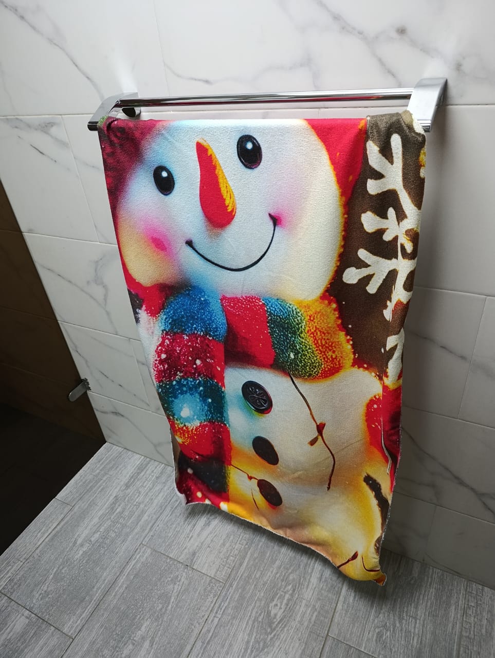 Miniatura 3 de TOALLA CON DISEÑO NAVIDAD